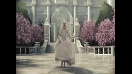 Avril Lavigne - Alice