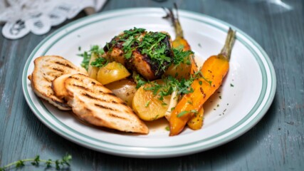 Печен заек с пресни картофи и горчица | Бон Апети | 24Kitchen Bulgaria