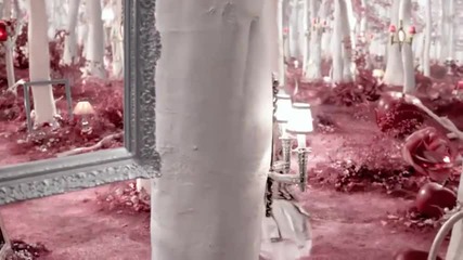 Nina L'elixir Music Vid