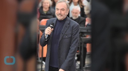 Neil Diamond Blows Out the Heartlights at Brooklyn Homecoming Show
