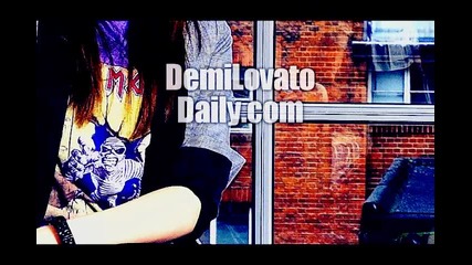 Demi Lovatos shoes 