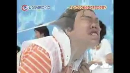 Лудо японско шоу с дамски чорап!