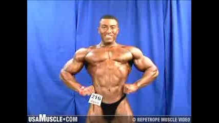 2006 Musclemania Superbody Mens Backstage Posing 1 