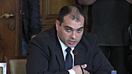 Правната комисия одобри референдума на Слави Трифонов