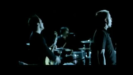 Atreyu - Her Portrait In Black