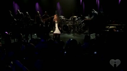 Alicia Keys - Try Sleeping With A Broken Heart at Stripped Live 