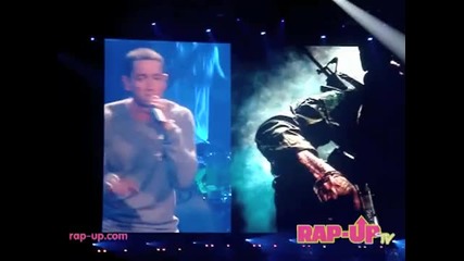 За Първи Път В Сайта! Eminem & Rihanna - Love the way it lie - Live in Los Angeles *hq* 