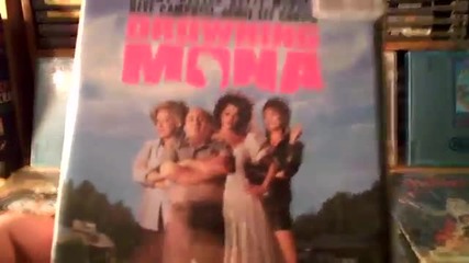 Колекция от култови филми на D V D: Кой Удави Мона (2000) ...