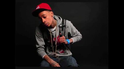 Curreny Ft. Wiz Khalifa - Rolling Up