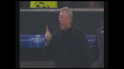 Сър Алекс псува Джони Еванс ( Alex Ferguson switches at Jonny Evans )