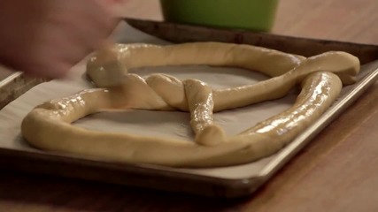 How to Twist Pretzels