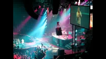Guns n Roses - Madagascar ( Live Calgary , Alberta Canada 16 / 01 / 2010 ) 