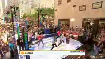 Justin Bieber - Baby ( Live Today Show 06.04.2010 )