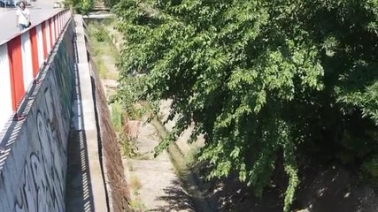Откриха труп на мъж във Варна
