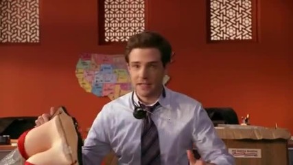 Outsourced s01e01