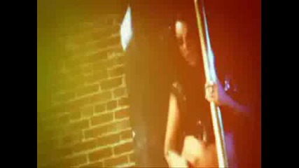 Britney Spears - Gimme More