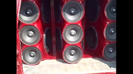 minivan with 40,000 watts 8 - 18s - 17-12s - 18 tweets at en