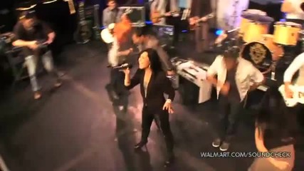 Demi Lovato ft Jonas Brothers- Can't back down live