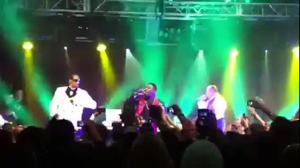 Dr. Dre - Kush (live At Interscope Grammy Party) (feat Snoop Dogg & Akon) 