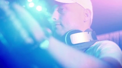 Страхотна! Mc Yankoo vs. Mladja feat. Acero Mc - Loca( Official Video)