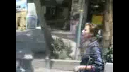 An Iranian Girl Hits A Policewoman 
