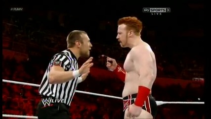 Wwe Raw 23.04.12 Sheamus vs Mark Henry (special Guest Referee) Daniel Bryan