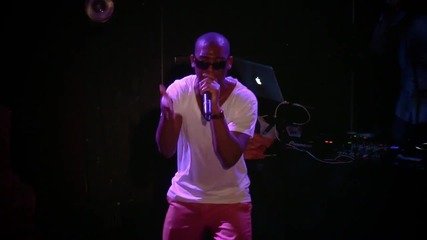 * New - 2011 * Tinie Tempah - Wonderman * Live *
