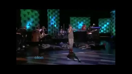 *17.05.2010 *ellen Show - Много яко интервю с Джъстин Бийбър + изпълнение на песента Baby 