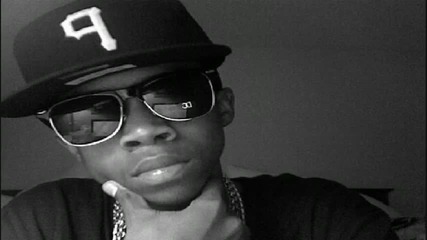 6) Lil Twist ft. Nicki Minaj - Old Enough Remix