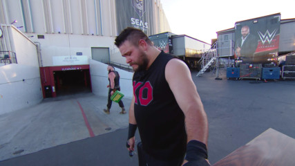 Braun Strowman destroys Kevin Owens' car: Raw, June 25, 2018