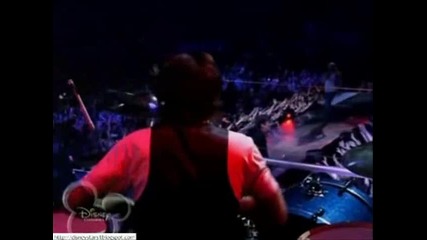 Hannah Montana - Nobodys Perfect Live from Best Of Both Worlds Concert 