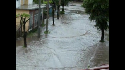 Реки по пътищата в Дупница 