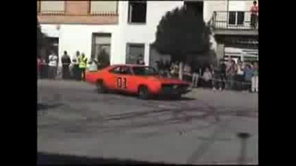 Dodge Charger General Lee Burnout 1969