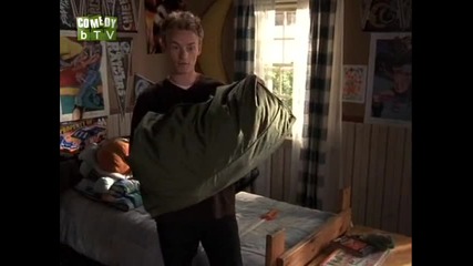 Malcolm.in.тhe.middle.s02e02.tvri