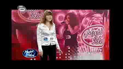 Music Idol 3 - Двете Студентки Които Се Провалиха - Пловдив 04.02.09