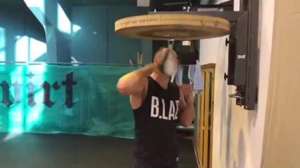 Владимир Кличко Тренира На Скоростната Круша 04 04 2017
