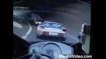 Bugatti Veyron vs. Yamaha R1