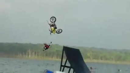 Hydro - Jump - Travis - Pastrana 