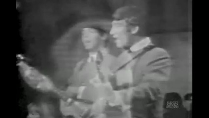 The Beatles - She Loves You