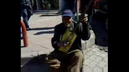 Невероятно изпълнение от Кутия от маслини и Сап от Лопата !!! 