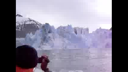 iceberg големи вълни!