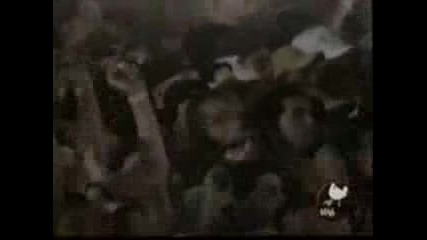 Limp Bizkit - Nookie Live In Woodstock 99