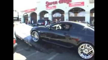 Bmw M6 gets towed.