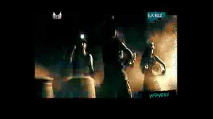 Demet Akalin - Dans Et Yepyeni Video Klip 2oo9