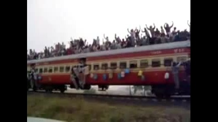 С влак в Индия - 3 
