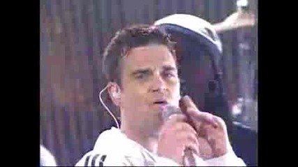 Robbie Williams - Angels (live At Amsterdam Arena 21.06.06)