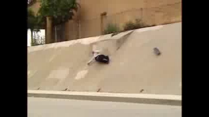 Skate falls