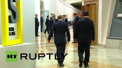 Russia: Putin and Chinese President Xi Jinping meet at BRICS summit
