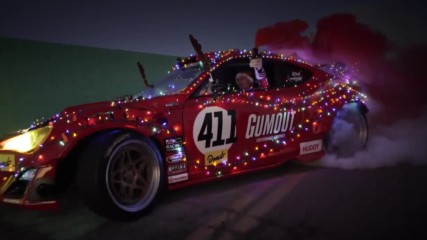 Дядо Коледа пристига с мощна шейна // Ferrari Powered Toyota Santa Sled #gt4586