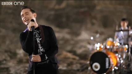 Hotel F M - Change ( Eurovision Song Contest 2011 - Romania ) * H Q *